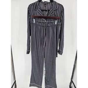 Victorias Secret Womens Sz M Pajama Set Black Gray Striped Satin Long Sleeve
